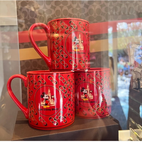 Disney X Coach Mug CUP ELECTRIC RED - Picture 5 of 5